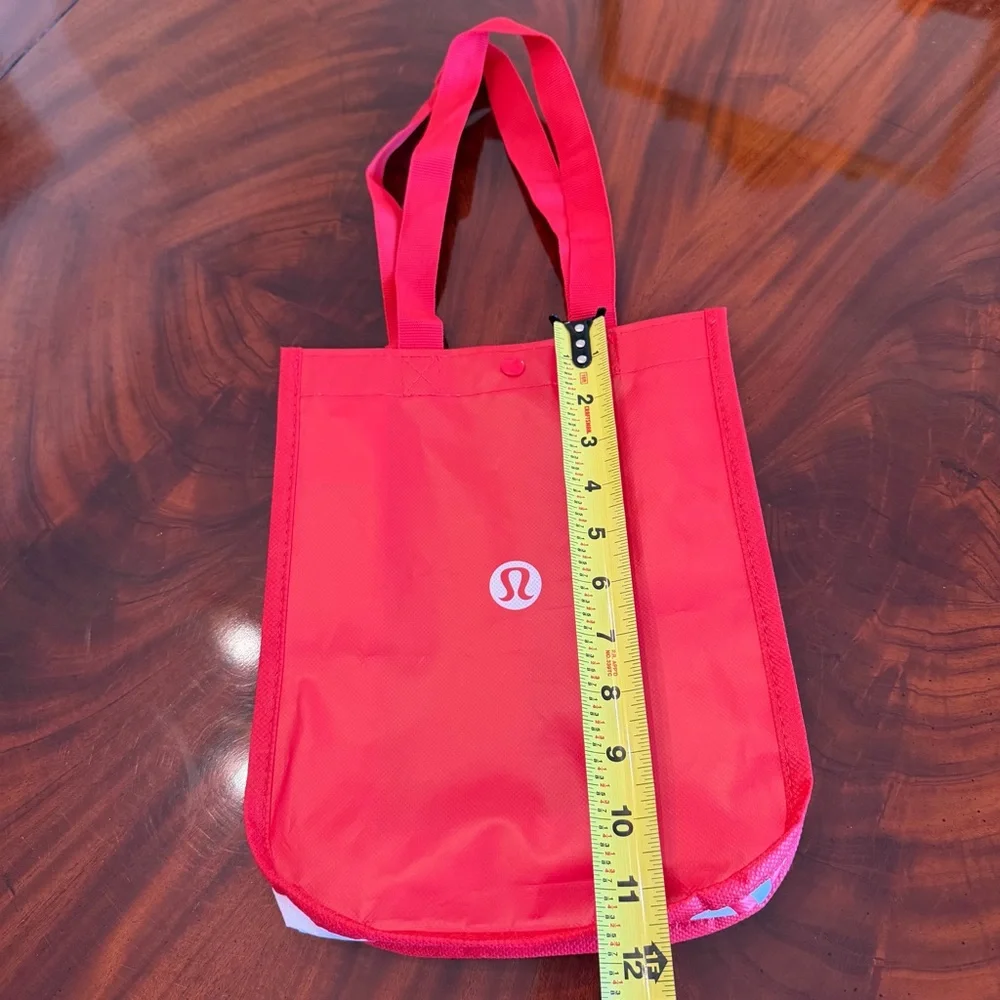 NEW Lululemon Small Reusable Shopper Bag Red